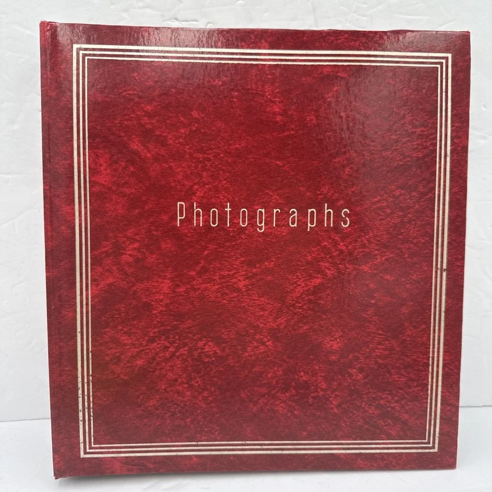 Vintage Red Faux Leather Photo Album 3 Ring Binder Scrapbook 3X4 Photos